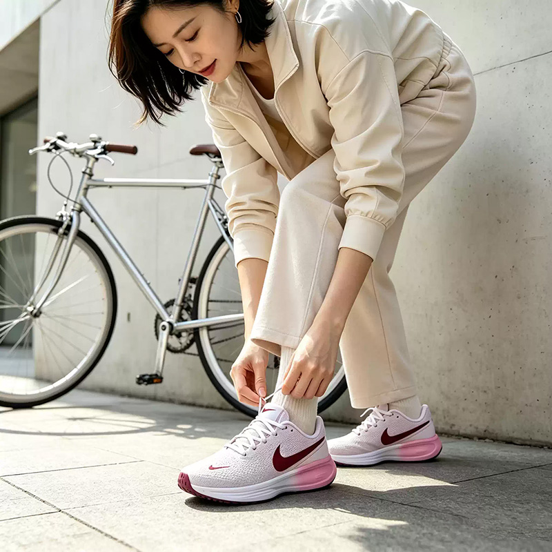 ナイキ公式正規品、レディーススポーツシューズ - REVOL - Women Shoes Running Nike のレビューと価格