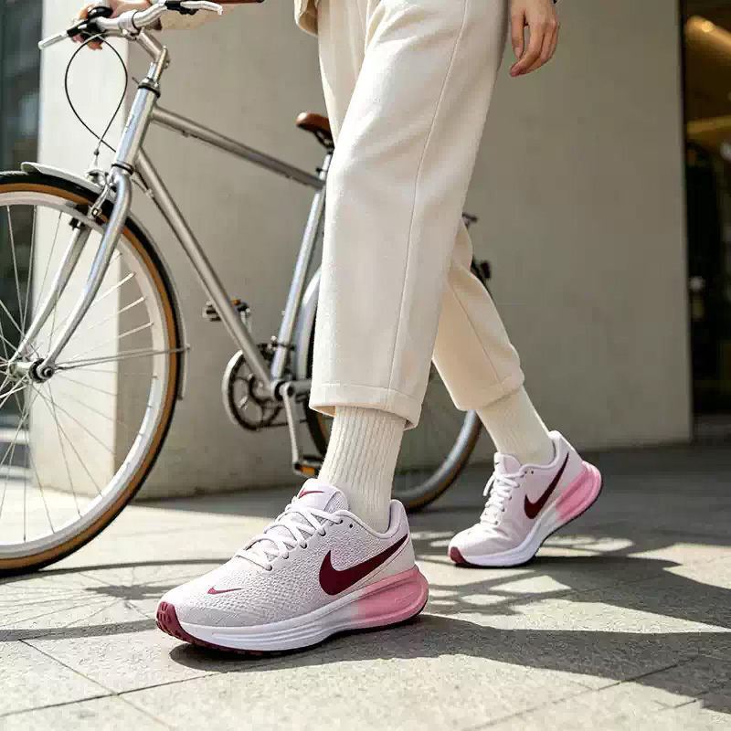 ナイキ公式正規品、レディーススポーツシューズ - REVOL - Women Shoes Running Nike のレビューと価格
