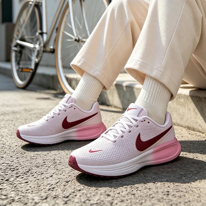ナイキ公式正規品、レディーススポーツシューズ - REVOL - Women Shoes Running Nike のレビューと価格